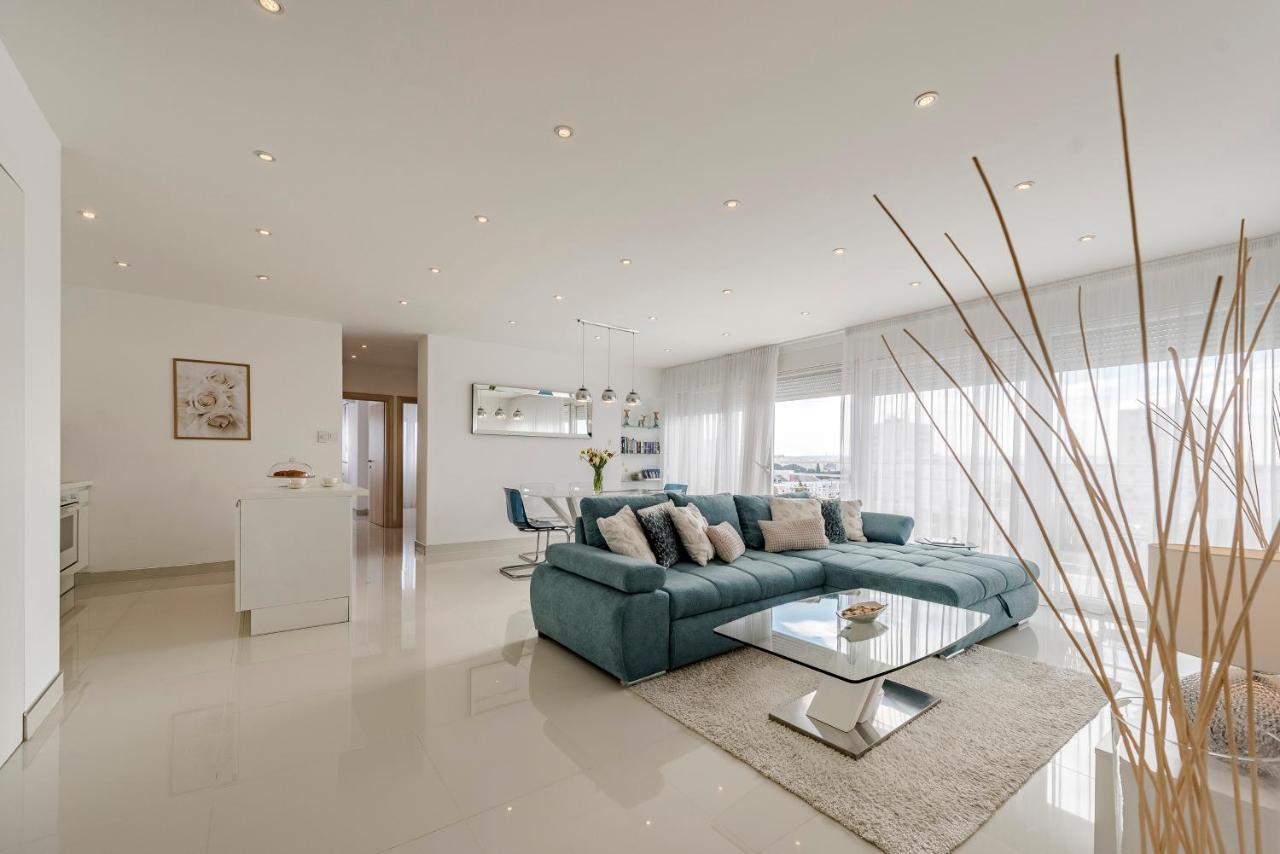 Urban Luxury Apartment زادار المظهر الخارجي الصورة
